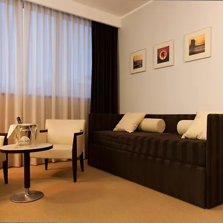 Italiana Hotel 4*