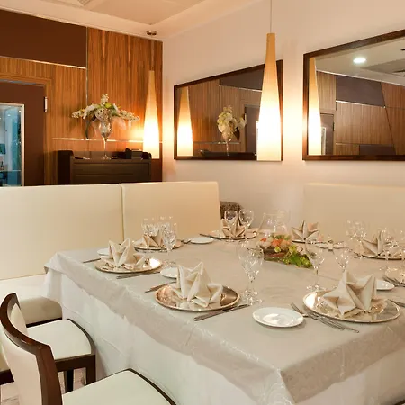 Italiana Hotel 4*